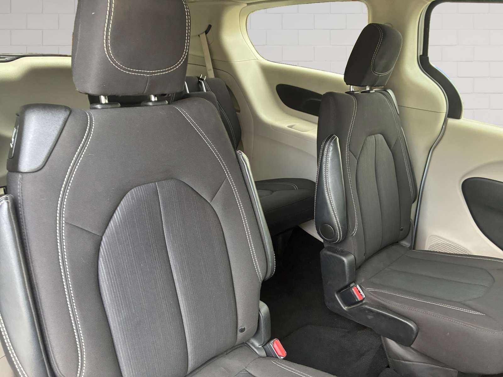 used 2024 Chrysler Grand Caravan car, priced at $33,187