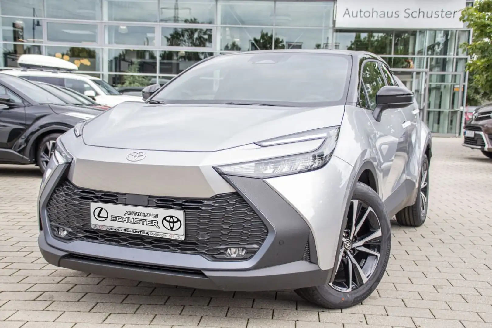 Toyota C-HR 2.0 Hybrid Team Deutschland Silber - 1