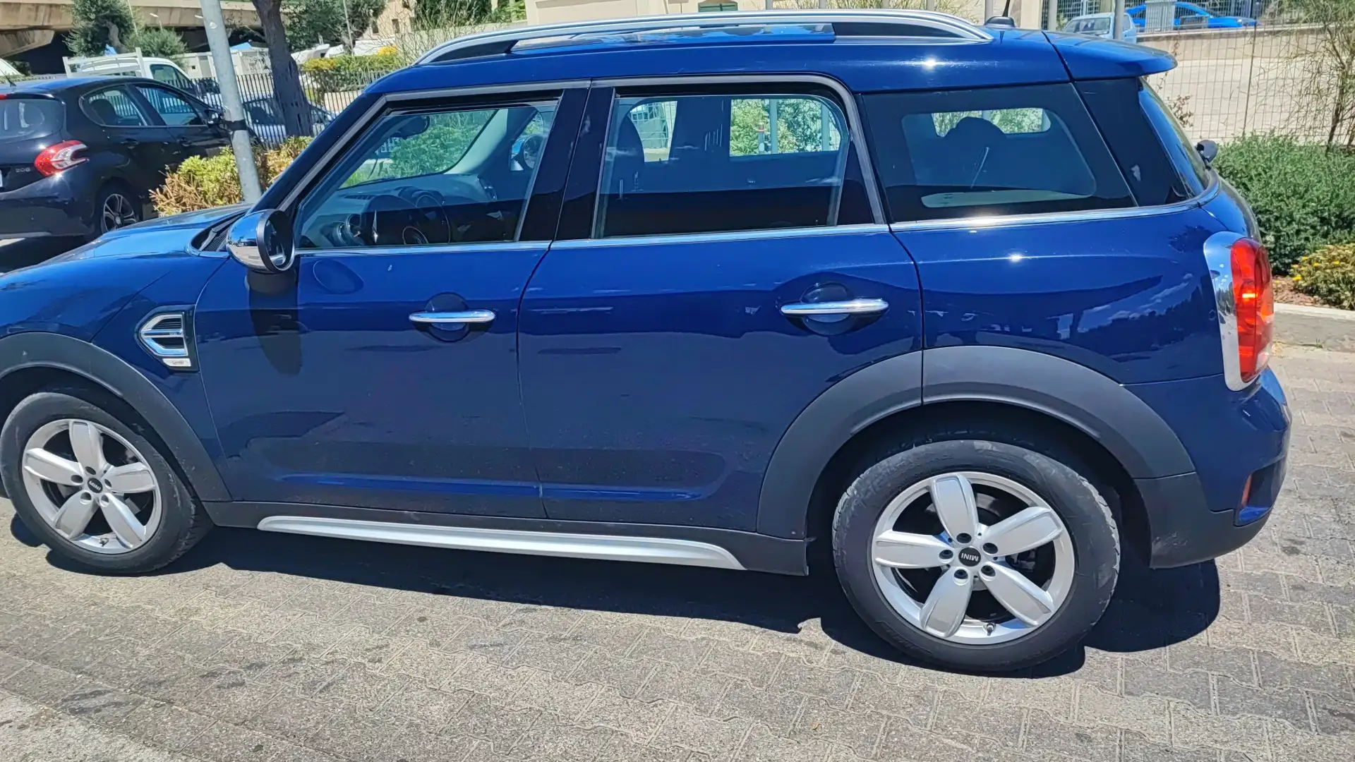 MINI Countryman D bussness - 2