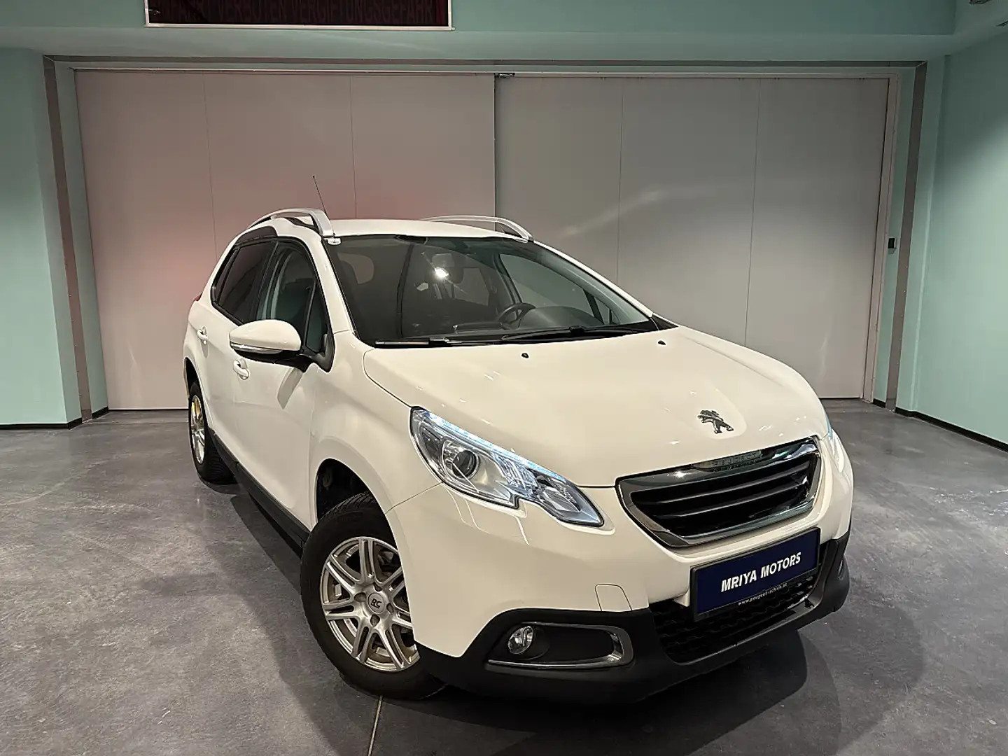 Peugeot 2008 | Perfektes Stadtauto | Erstbesitz | Service neu Weiß - 1