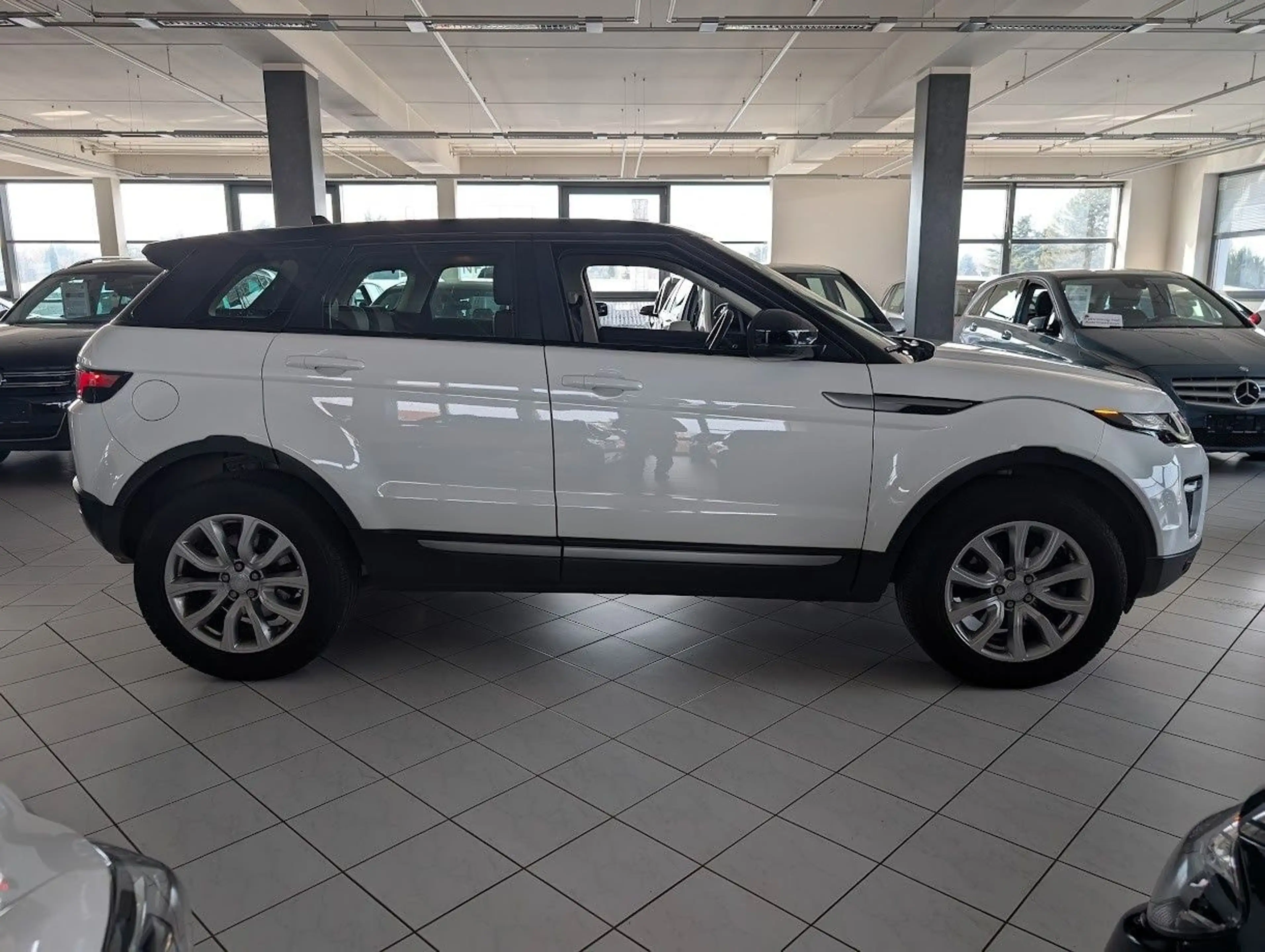 Land Rover Range Rover Evoque Range Rover Evoque 2.0 Sd4 Automatik KETTE  NEU — photo 6