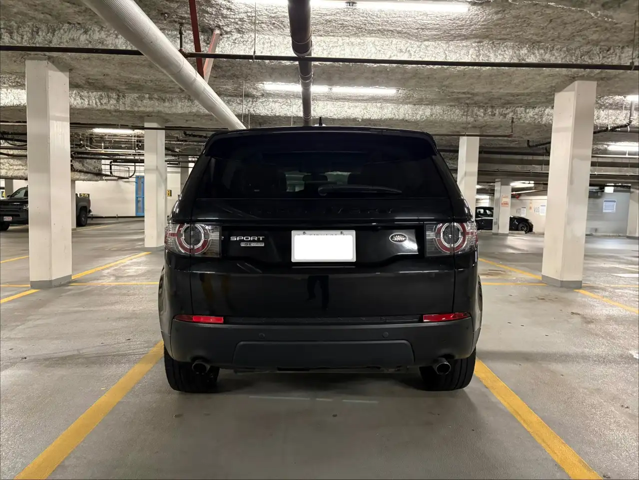 Land Rover Discovery Sport снимка Land Rover Discovery Sport