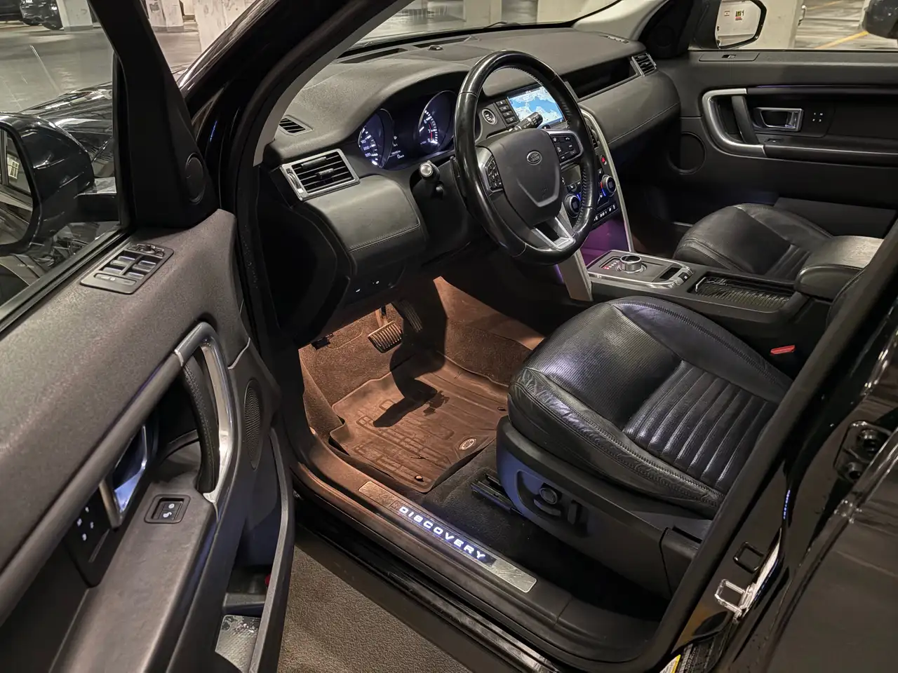 Land Rover Discovery Sport снимка Land Rover Discovery Sport