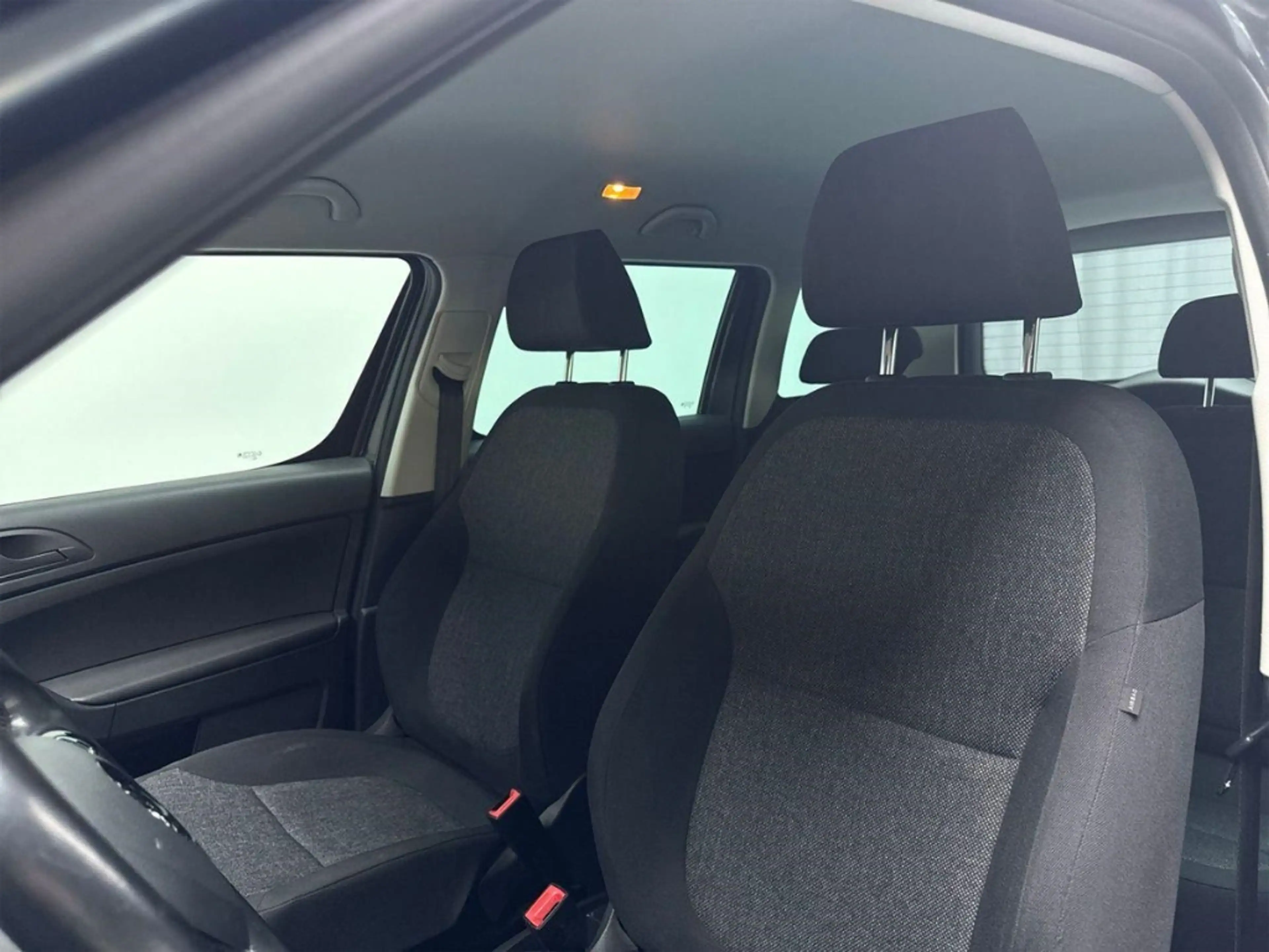 Skoda Yeti Skoda 1.2 TSI Active 1.Hand TÜV 12/27 — photo 6