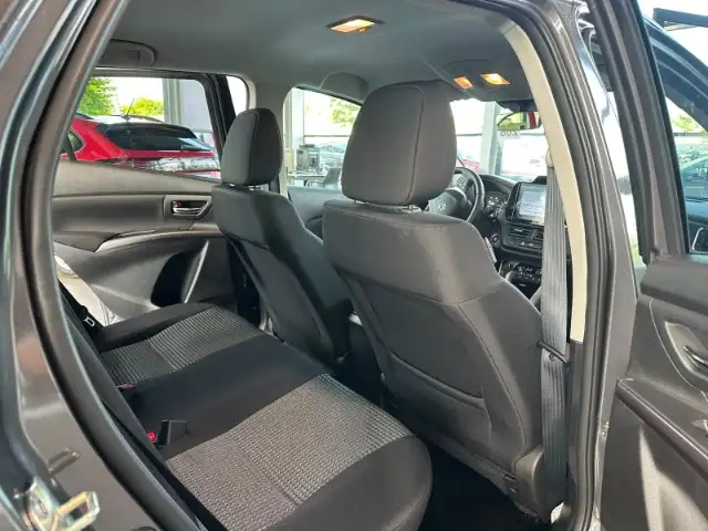 Suzuki SX4 S-Cross view 12
