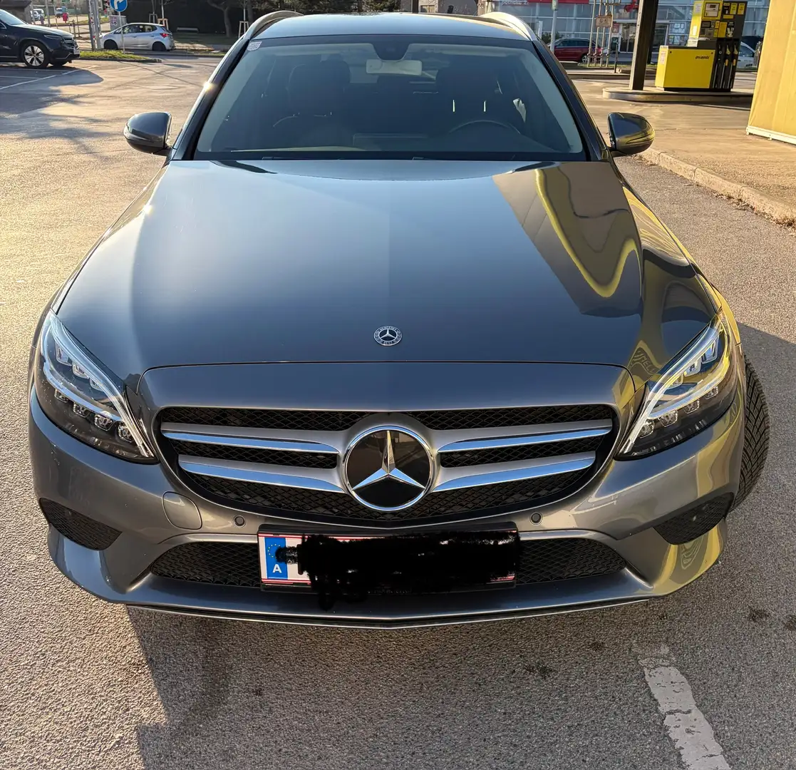 Mercedes-Benz 180 Avantgarde Grau - 2