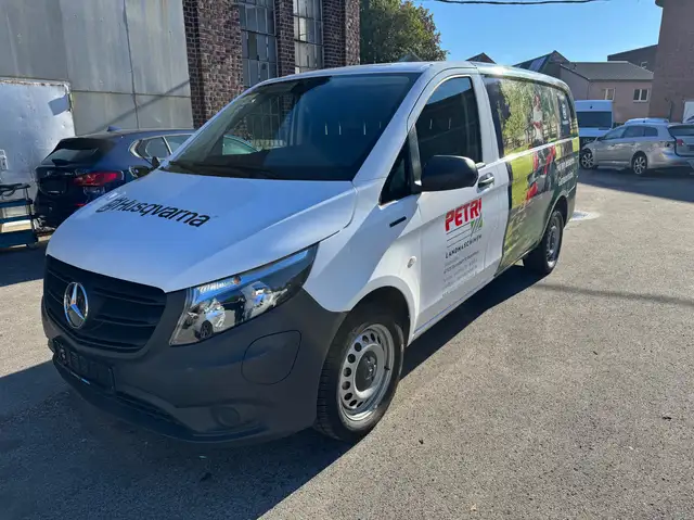 Mercedes-Benz Vito 111/112 eVito lang Automatik Klima Tempomat Kamera Navi 1. Hand 20TKM (447.603)