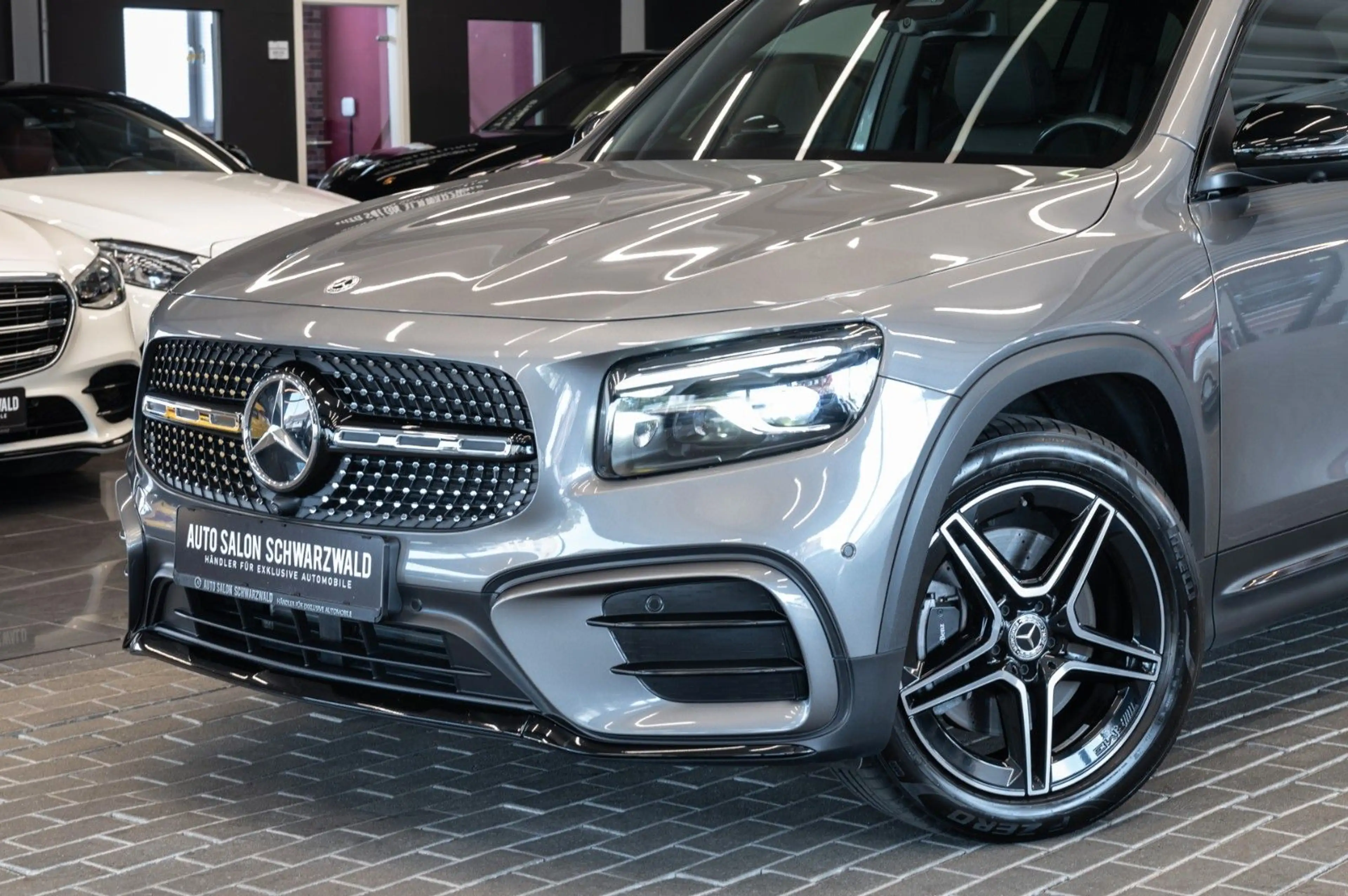 Mercedes-Benz GLB 250 GLB250 4M|AMG-LINE|NIGHT|PANO|AHK|360°|MEMORY — photo 3