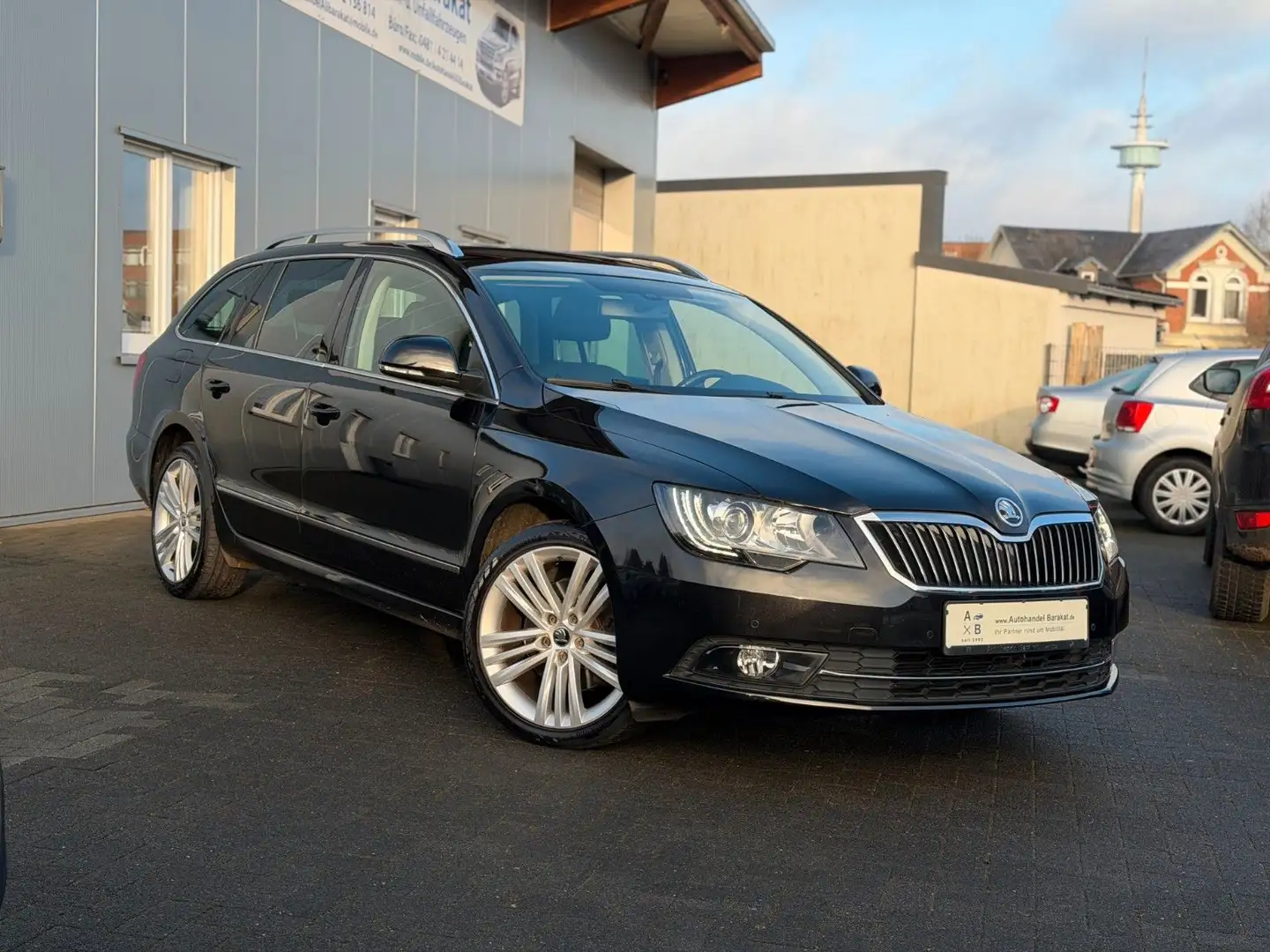 Skoda Superb Combi Elegance 2.0TDI DSG AHK LEDER XENON Black - 1