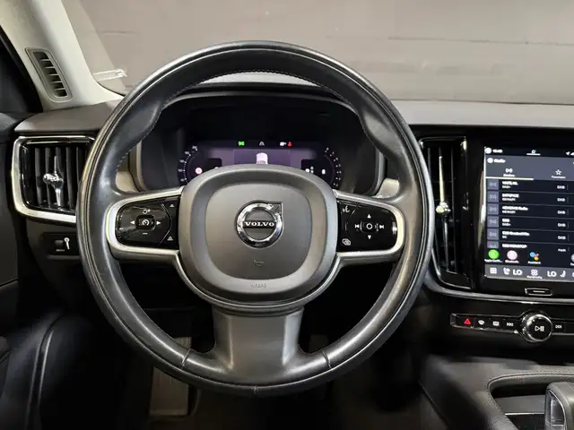 Volvo V90 view 17