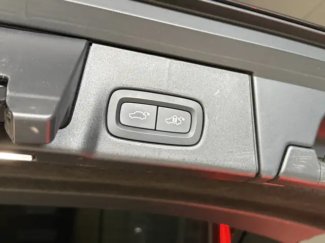 Volvo V90 view 10