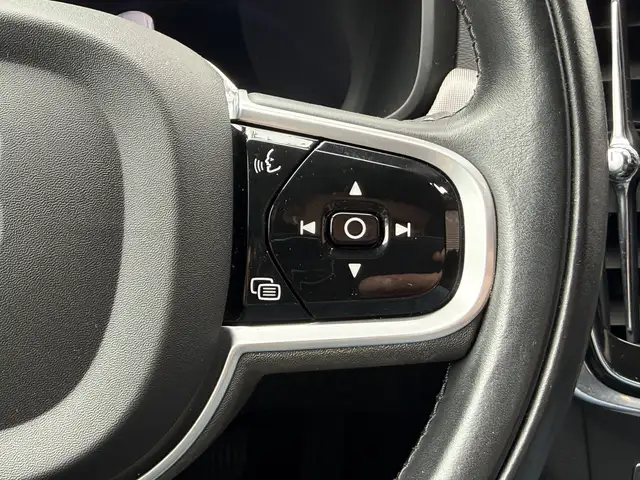 Volvo V90 view 22