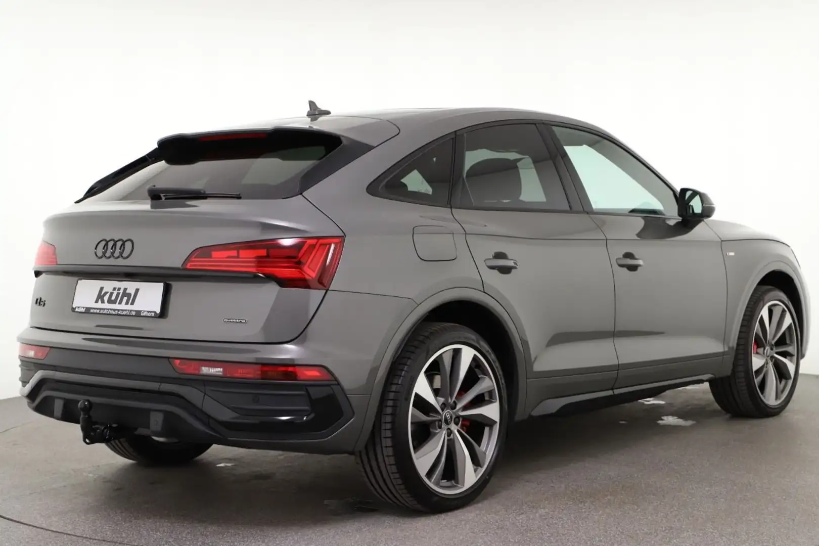 Audi Q5 S line 40 TDI quattro 21' Pano AHK Grau - 2