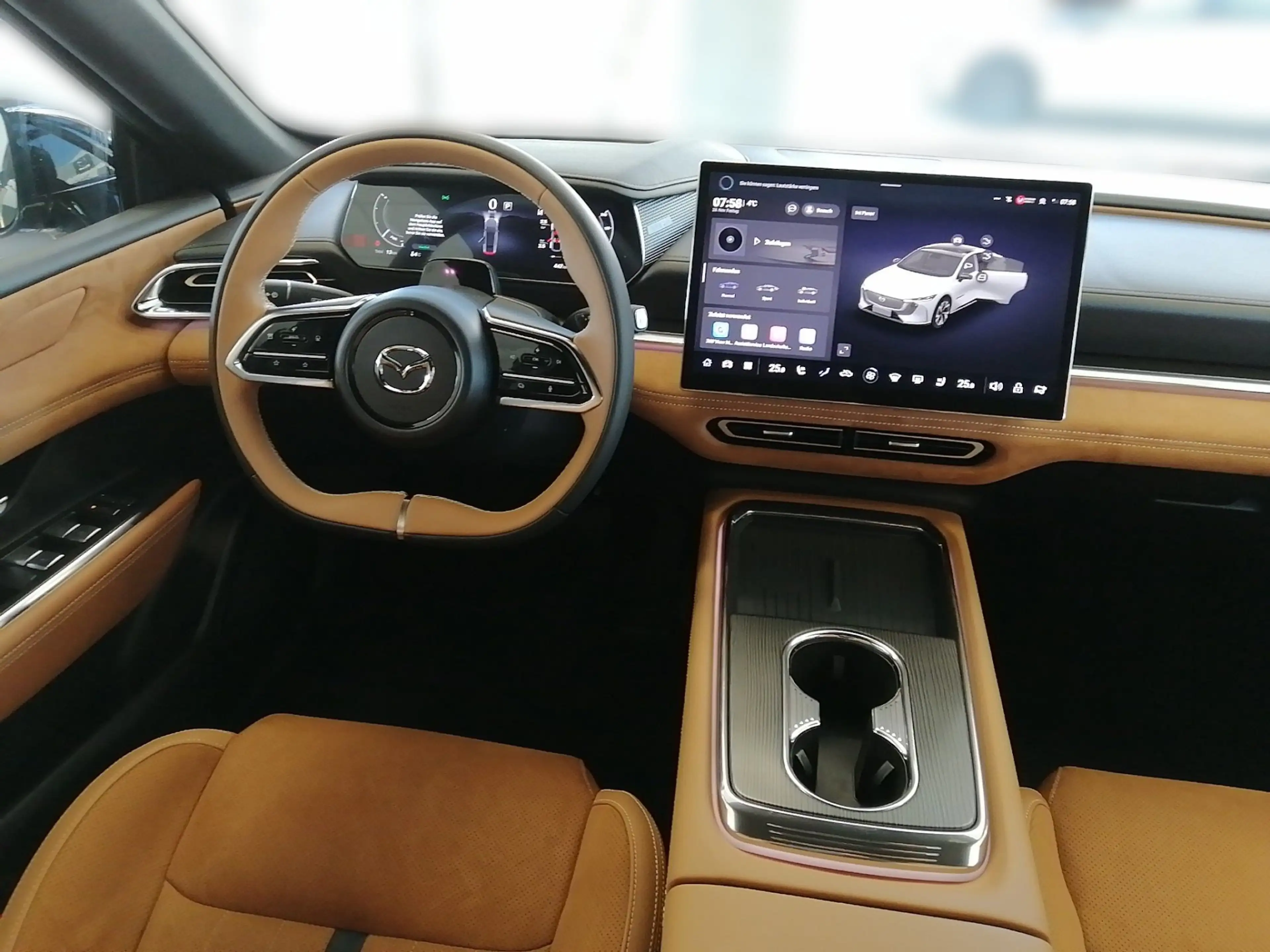 Mazda 6e LR 245PS TAKUMI PLUS RED WEEK — photo 11