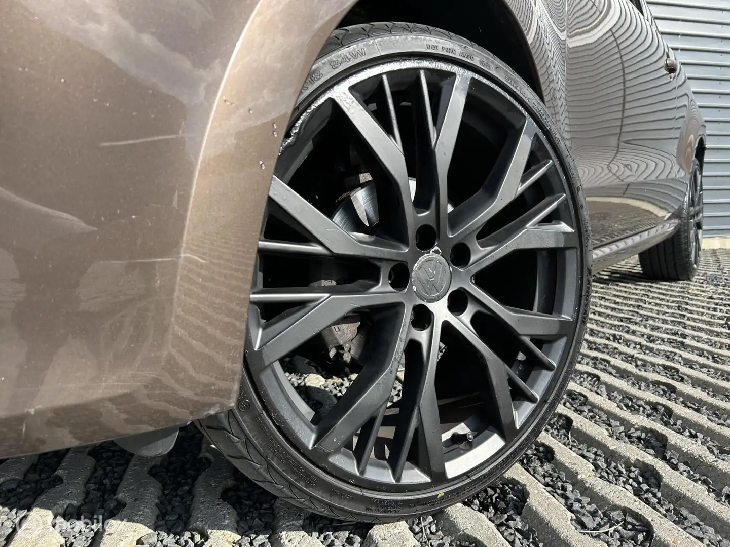 Volkswagen Polo 1.2 Easyline Brun - 2