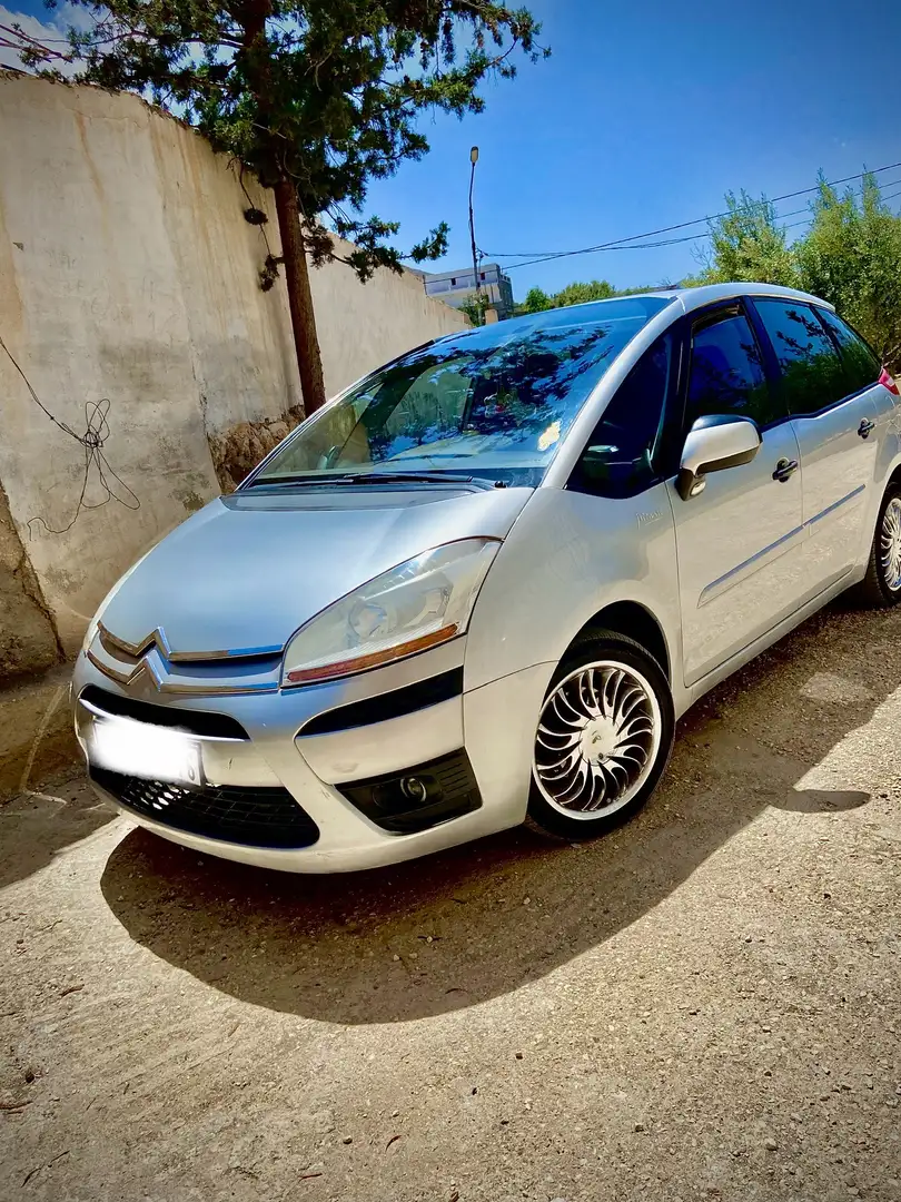 Citroen C4 Picasso HDi 110 FAP Millenium - 2