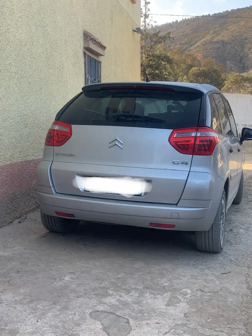 Citroen C4 Picasso HDi 110 FAP Millenium - 1