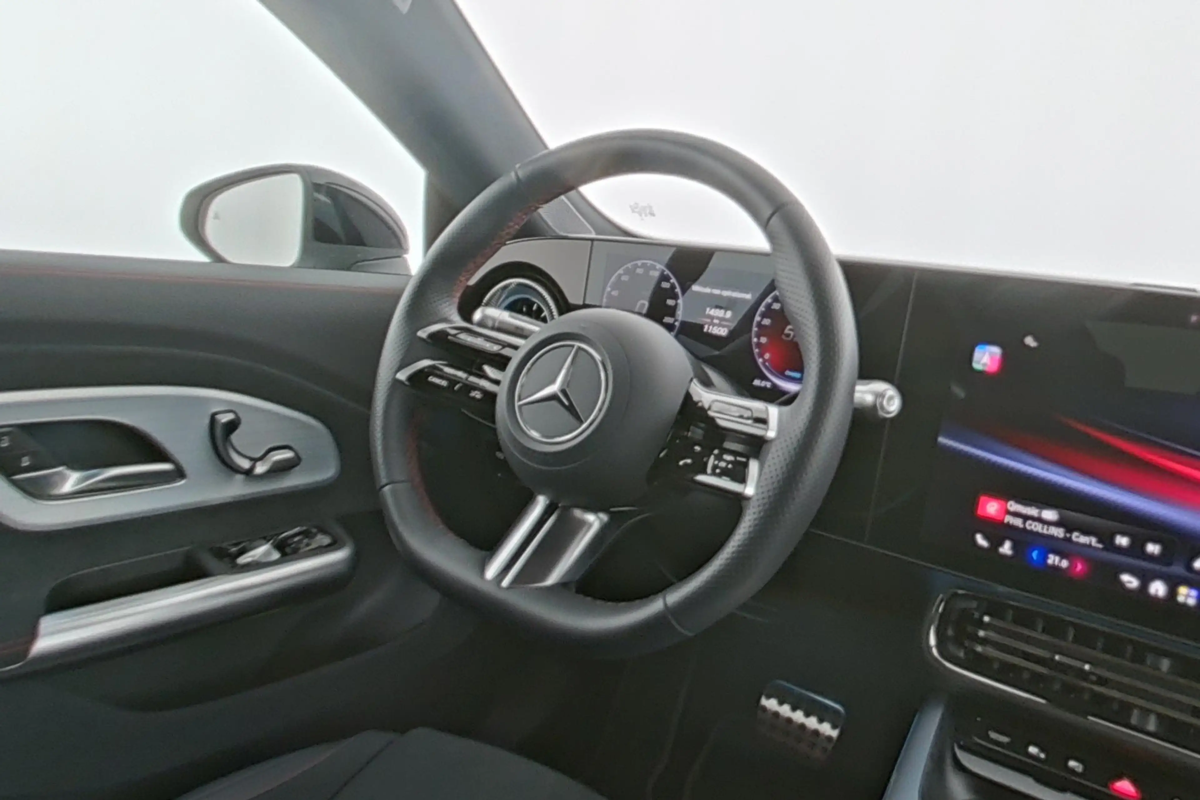Mercedes-Benz CLA 250 250+ AMG Line - Pack Night — photo 10