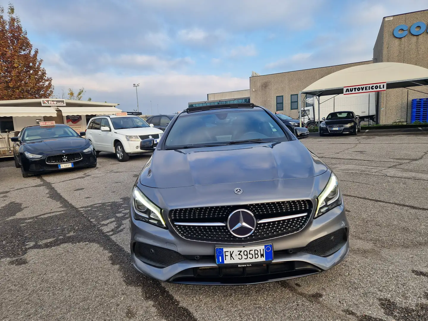 Mercedes-Benz CLA 200 Premium. tetto apribile ANCHE PER NEOPATENTATI Grijs - 2