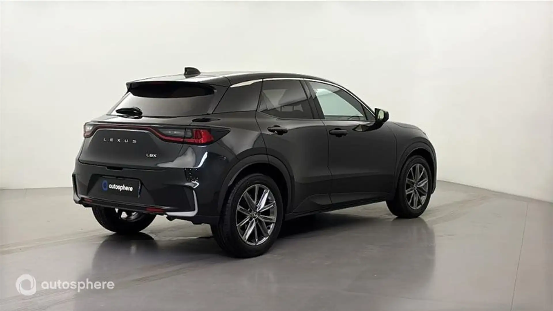 Lexus LBX 1.5 136ch 2WD Relax - 2