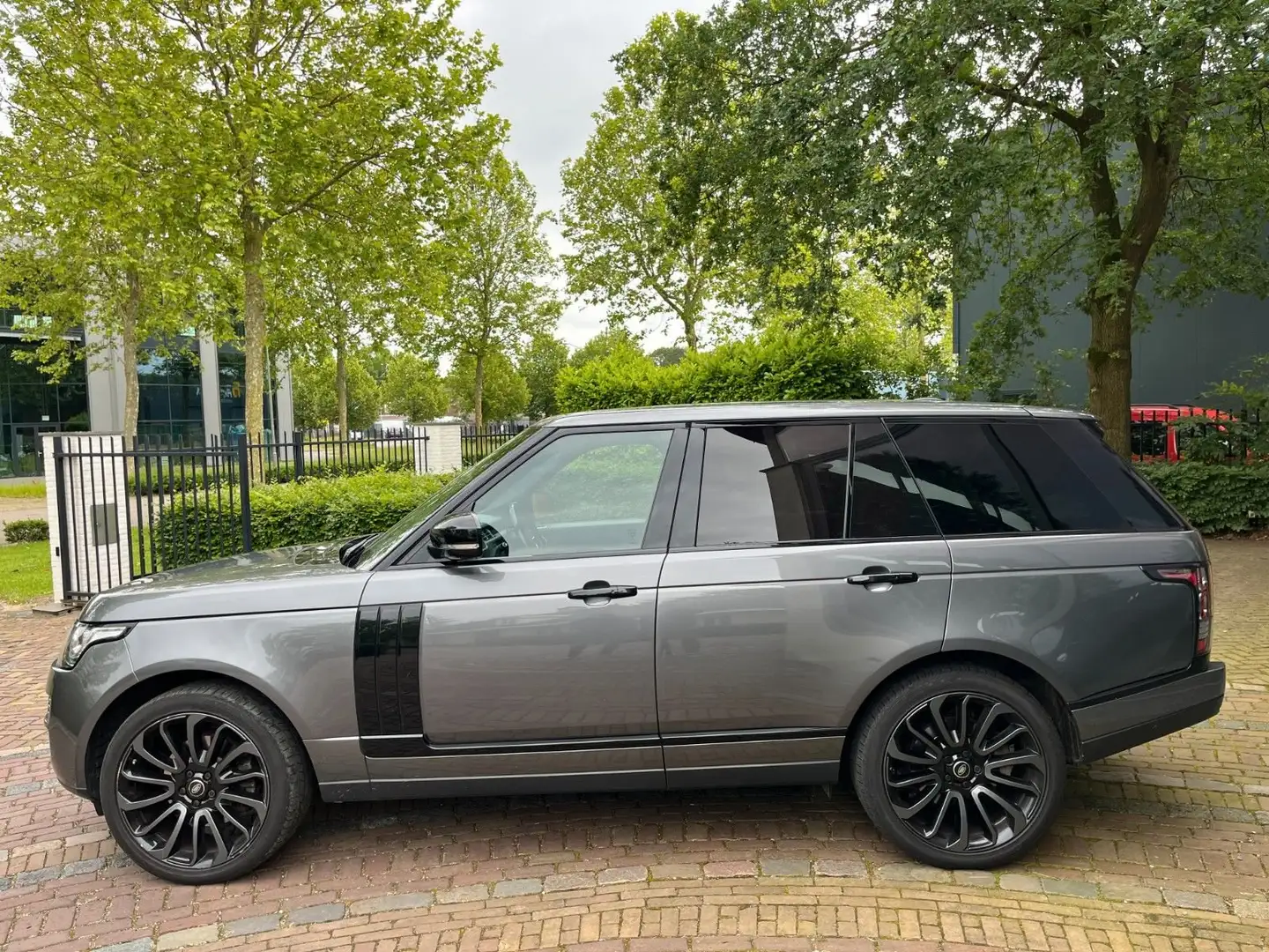 Land Rover Range Rover Range Rover TDV6 Autobiography Gri - 2