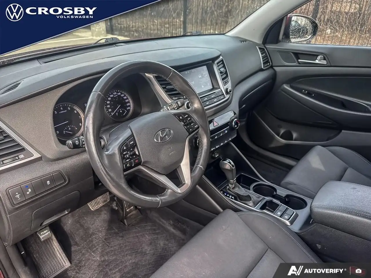 Hyundai TUCSON снимка Hyundai TUCSON
