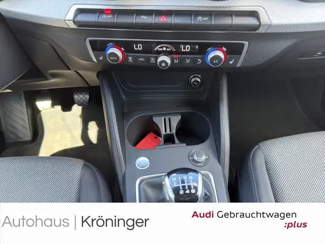 Audi Q2 view 14