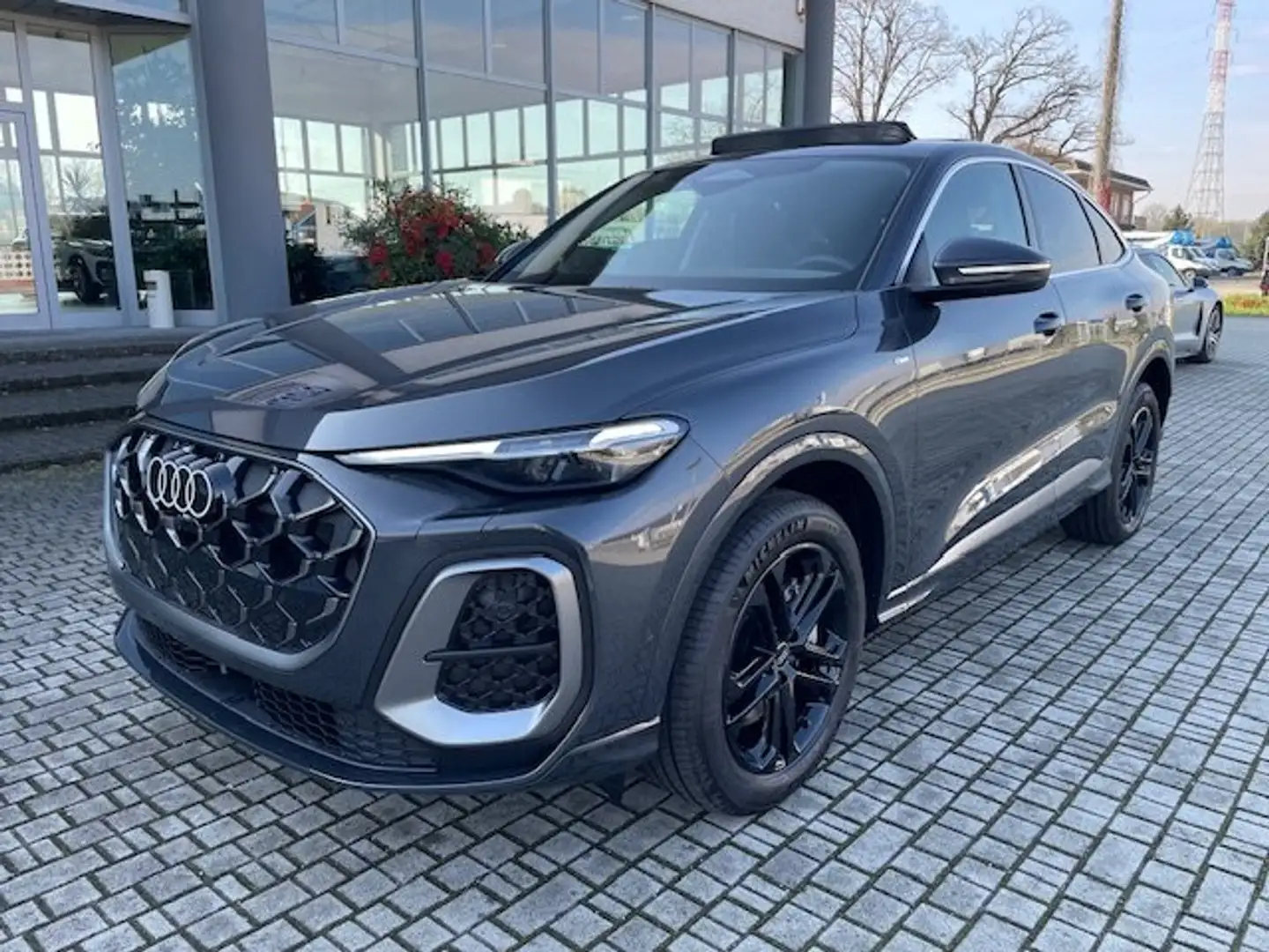 Audi Q5 SPB Sportback S Line Edition TDI quattro S Tronic Gris - 2