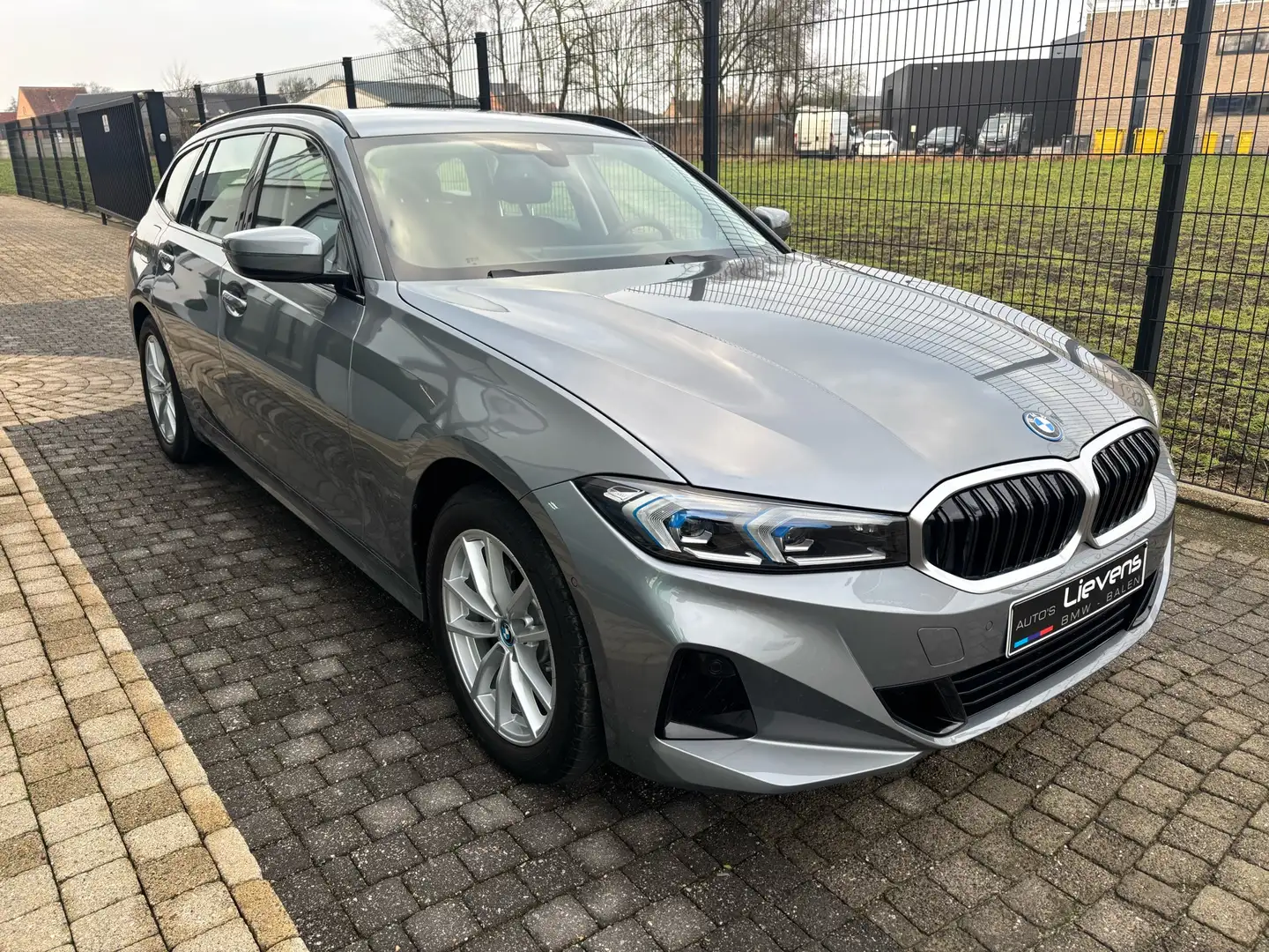 BMW 330 e Xdrive Cam. HUD El. zetels + Gratis winterwielen Gris - 2