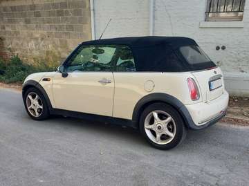 Mini Cooper Cabrio Essence  !!! Perte d'eau !!!