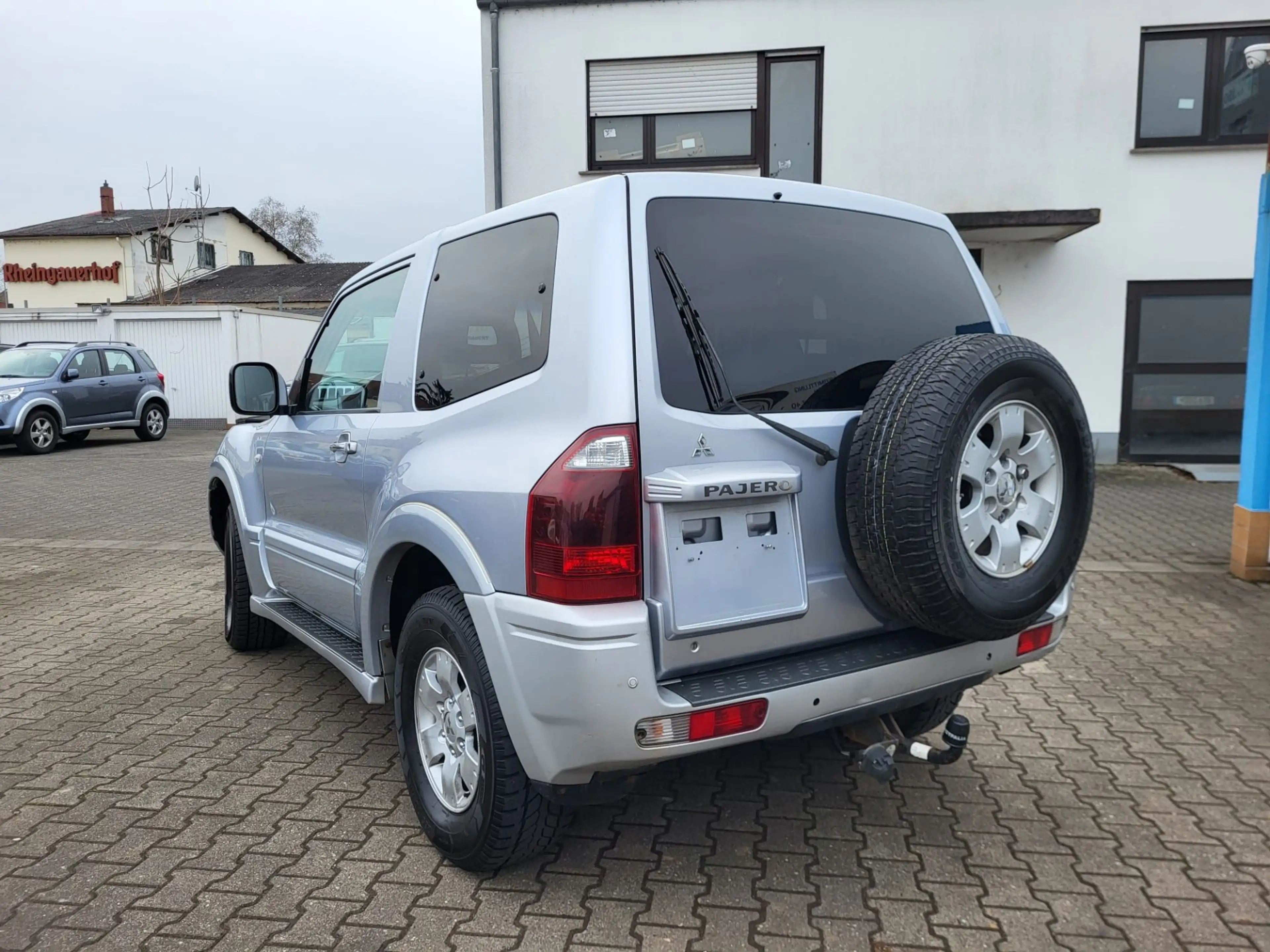 Mitsubishi Pajero 3.5 GDI Elegance **nur 107 Tkm** — photo 5