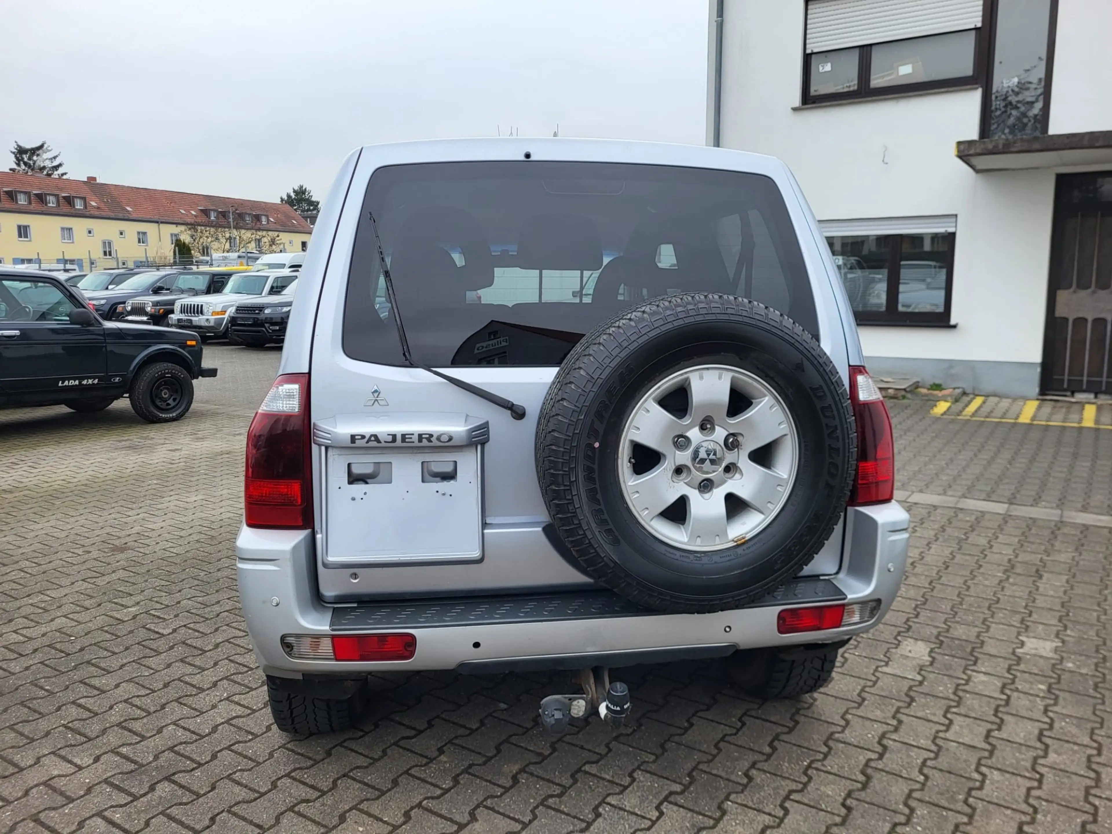 Mitsubishi Pajero 3.5 GDI Elegance **nur 107 Tkm** — photo 9