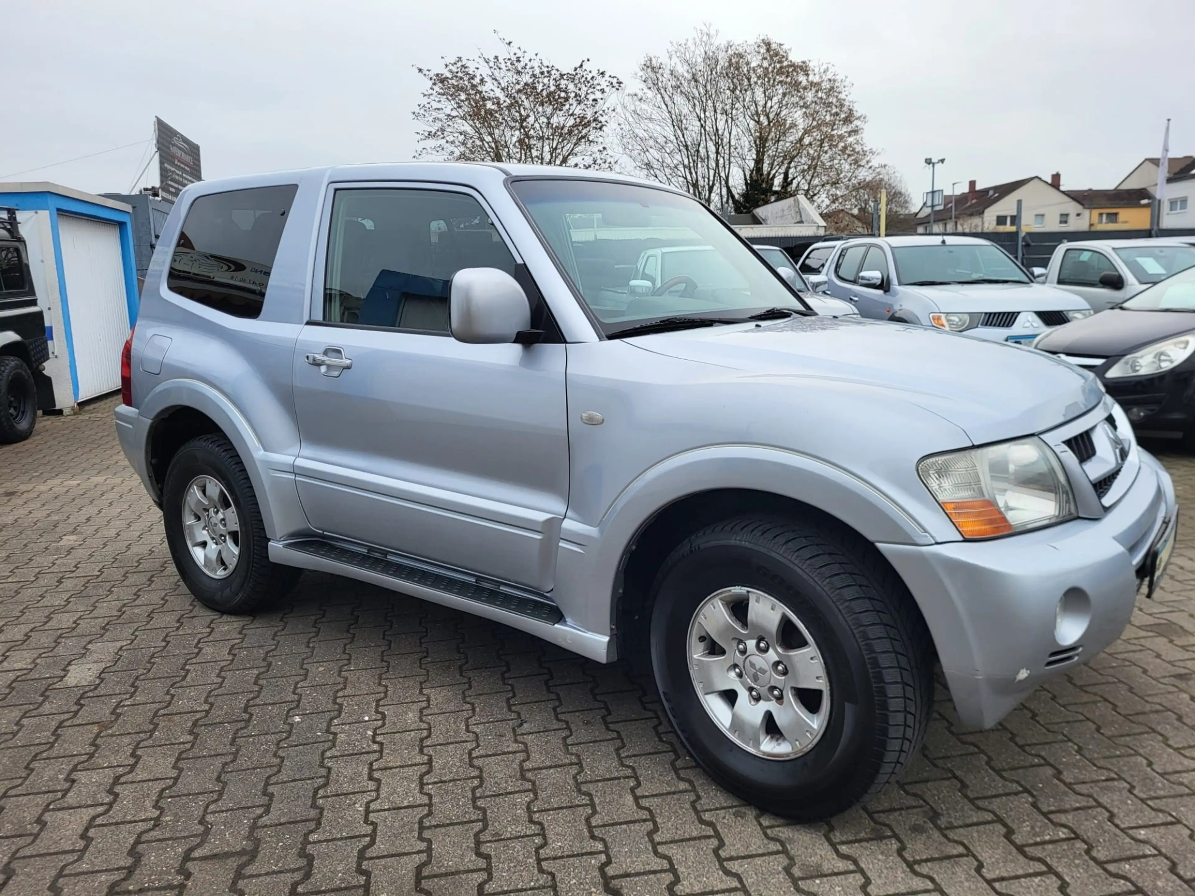 Mitsubishi Pajero 3.5 GDI Elegance **nur 107 Tkm**