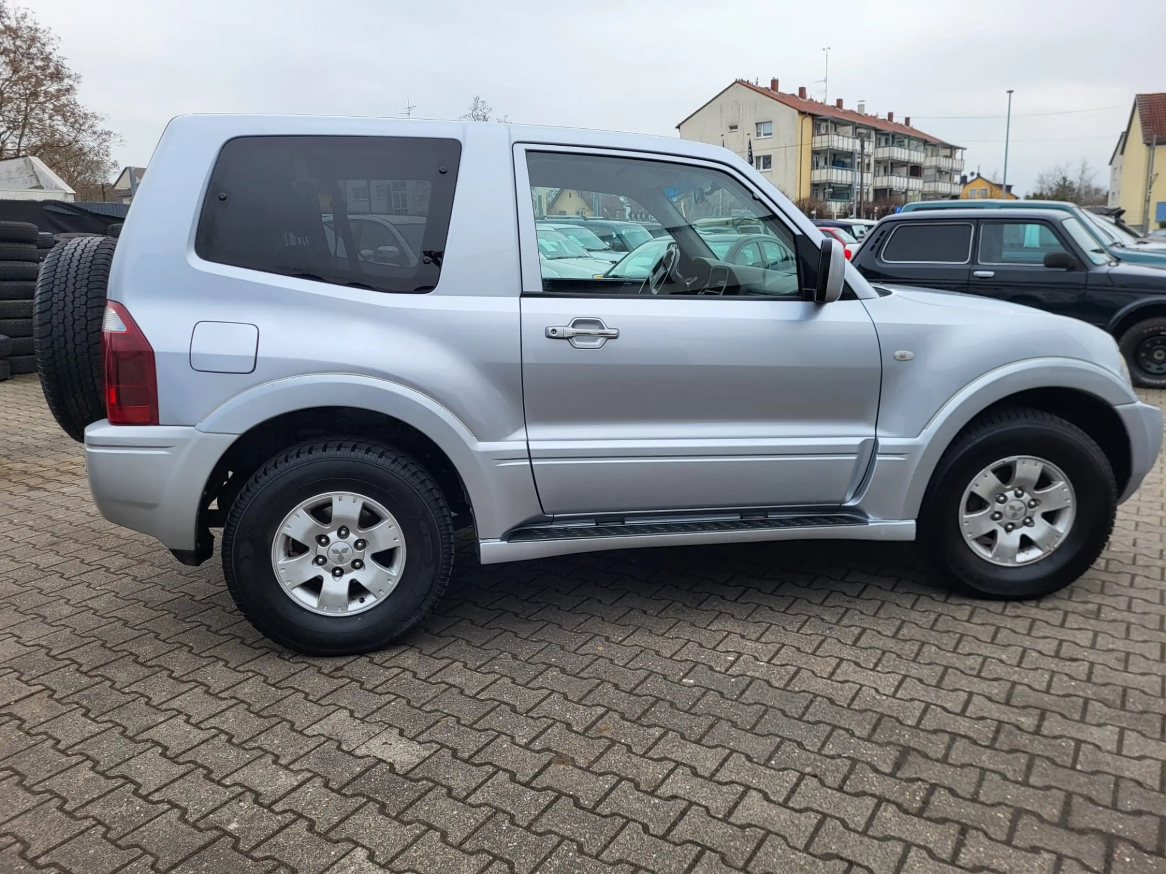 Mitsubishi Pajero 3.5 GDI Elegance **nur 107 Tkm** — photo 7