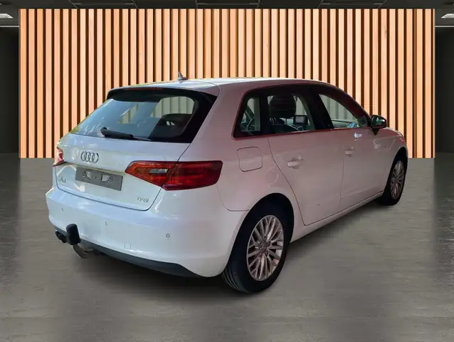 Audi A3 view 4