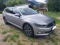 Volkswagen Passat Comfortline 2,0 TDI DSG Kombi / Family Van Silber - thumbnail 1