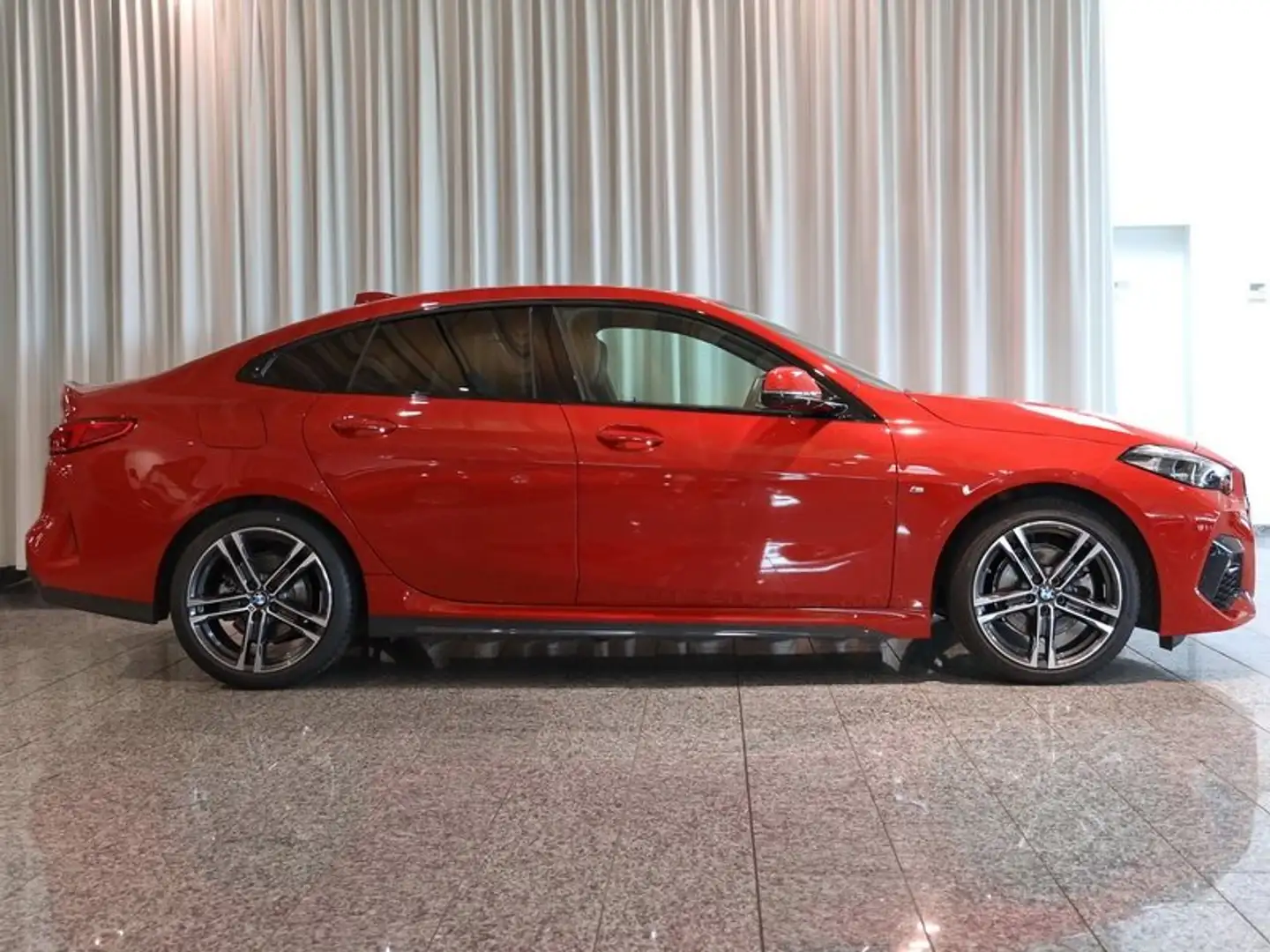 BMW 218 i Gran Coupé M Sport RFK HIFI Navi LED Rot - 2