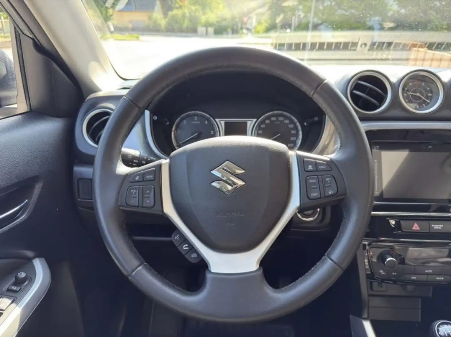 Suzuki Vitara 1,6 DDiS 4WD GLX Flash - 2