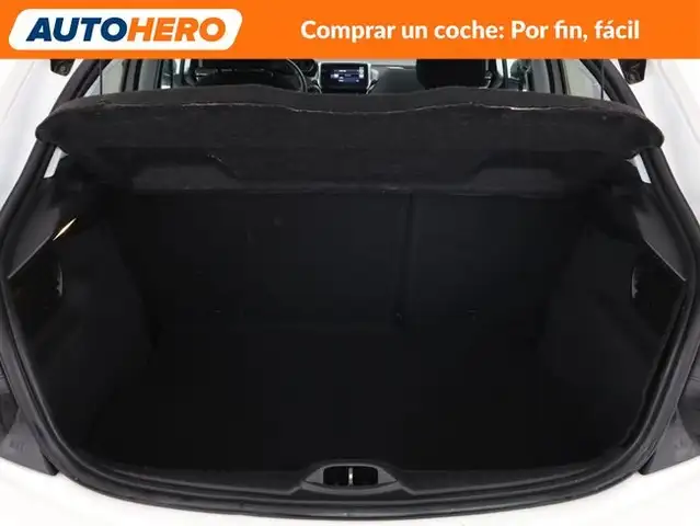 Peugeot 208 view 18