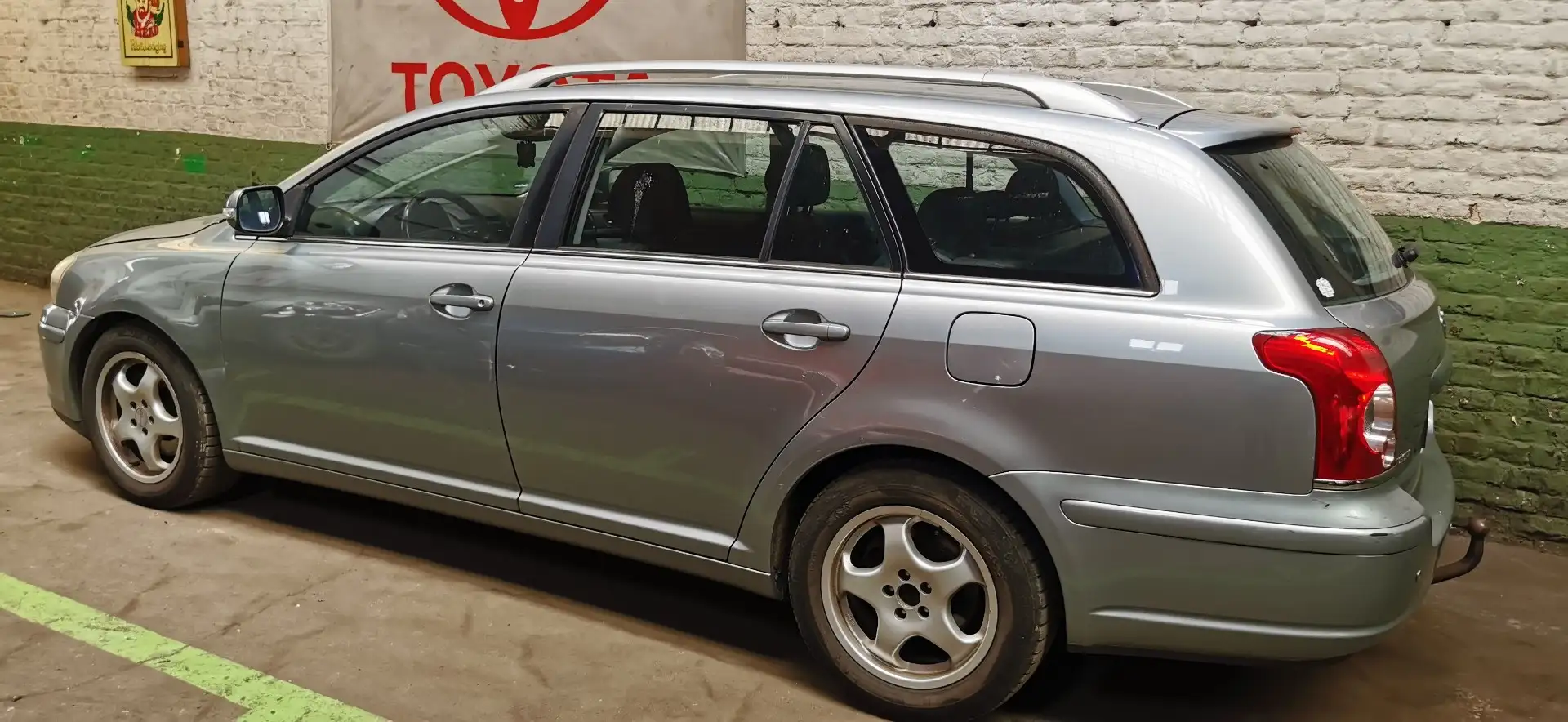 Toyota Avensis MC Break 126 D-4D Linéa TECHNO - 2