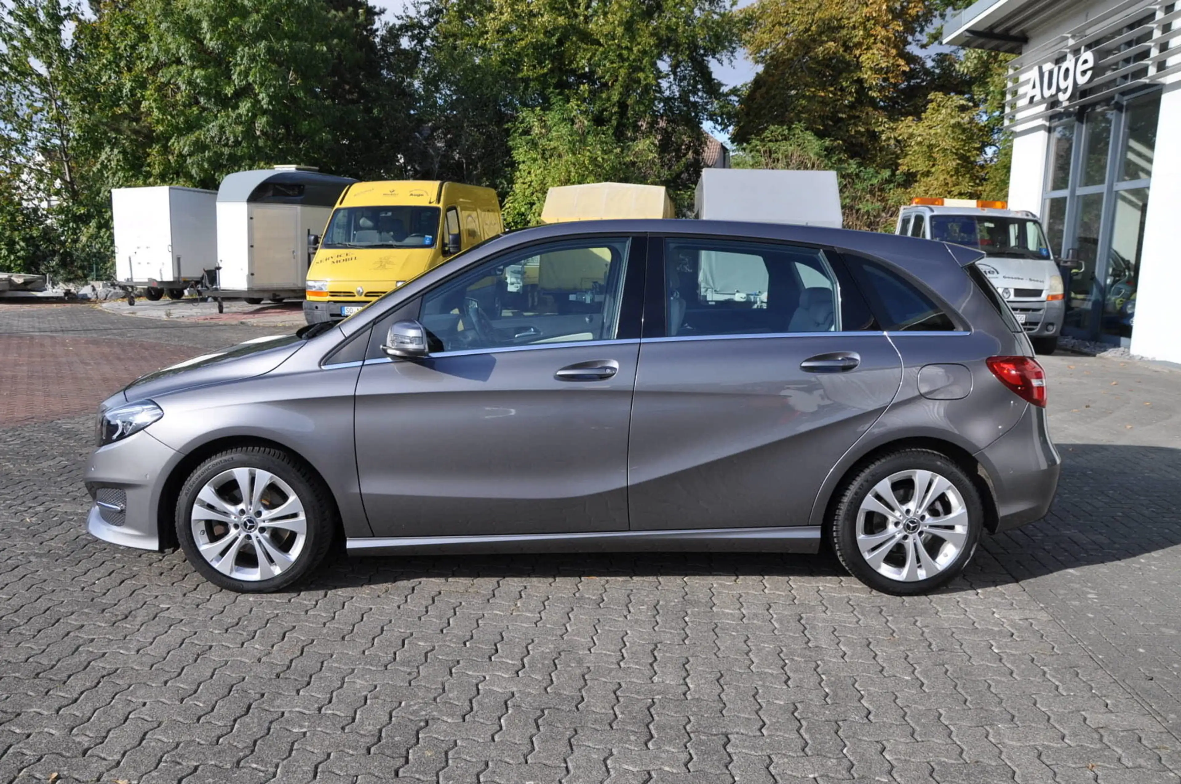 Mercedes-Benz B 200 *NAVI*BLUETHOOTH*PDC* — photo 10