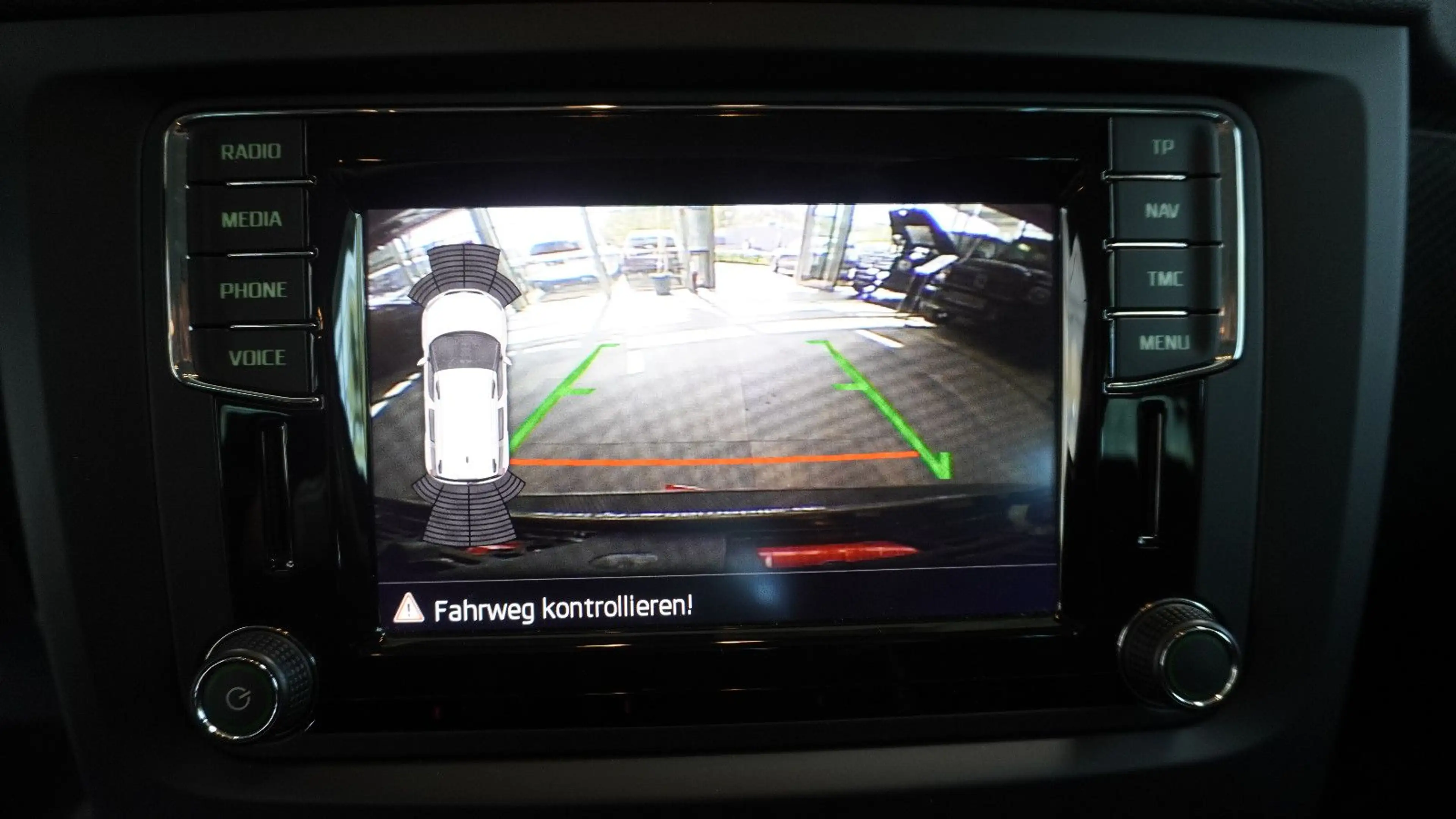 Skoda Yeti Monte Carlo 4x4 DSG *DAB*NAVI*KAM*SHZ*XENON — photo 13