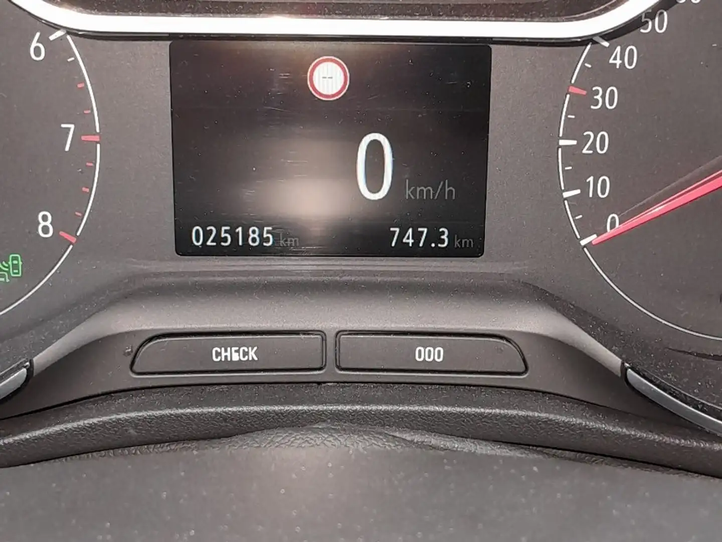 Opel Crossland X 1.2 T. Innovation Negro - 1