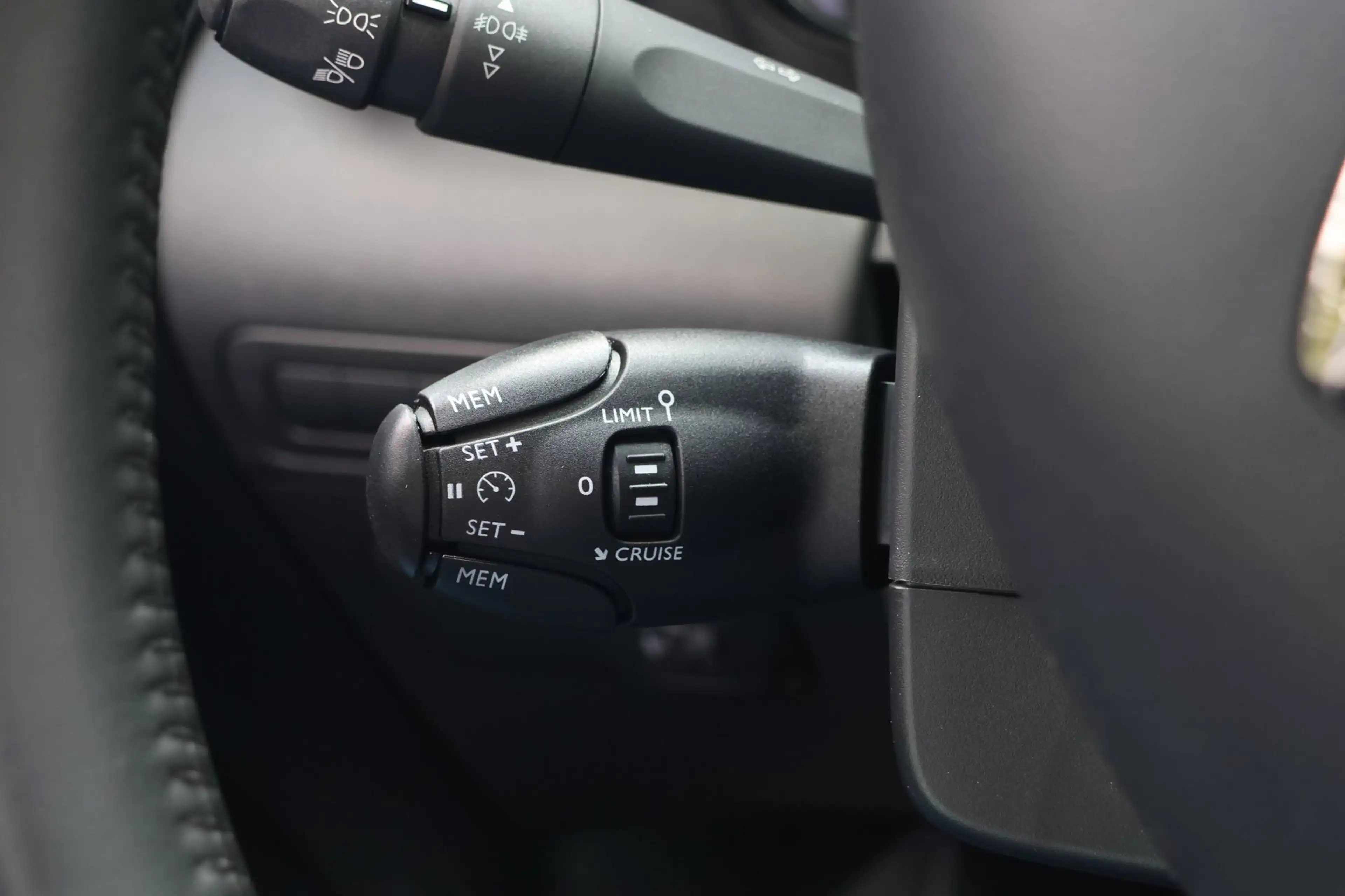 Citroen C3 Aircross 1.2 PureTech Feel | AUTOMAAT | CARPLAY | CLIMA | C — photo 22