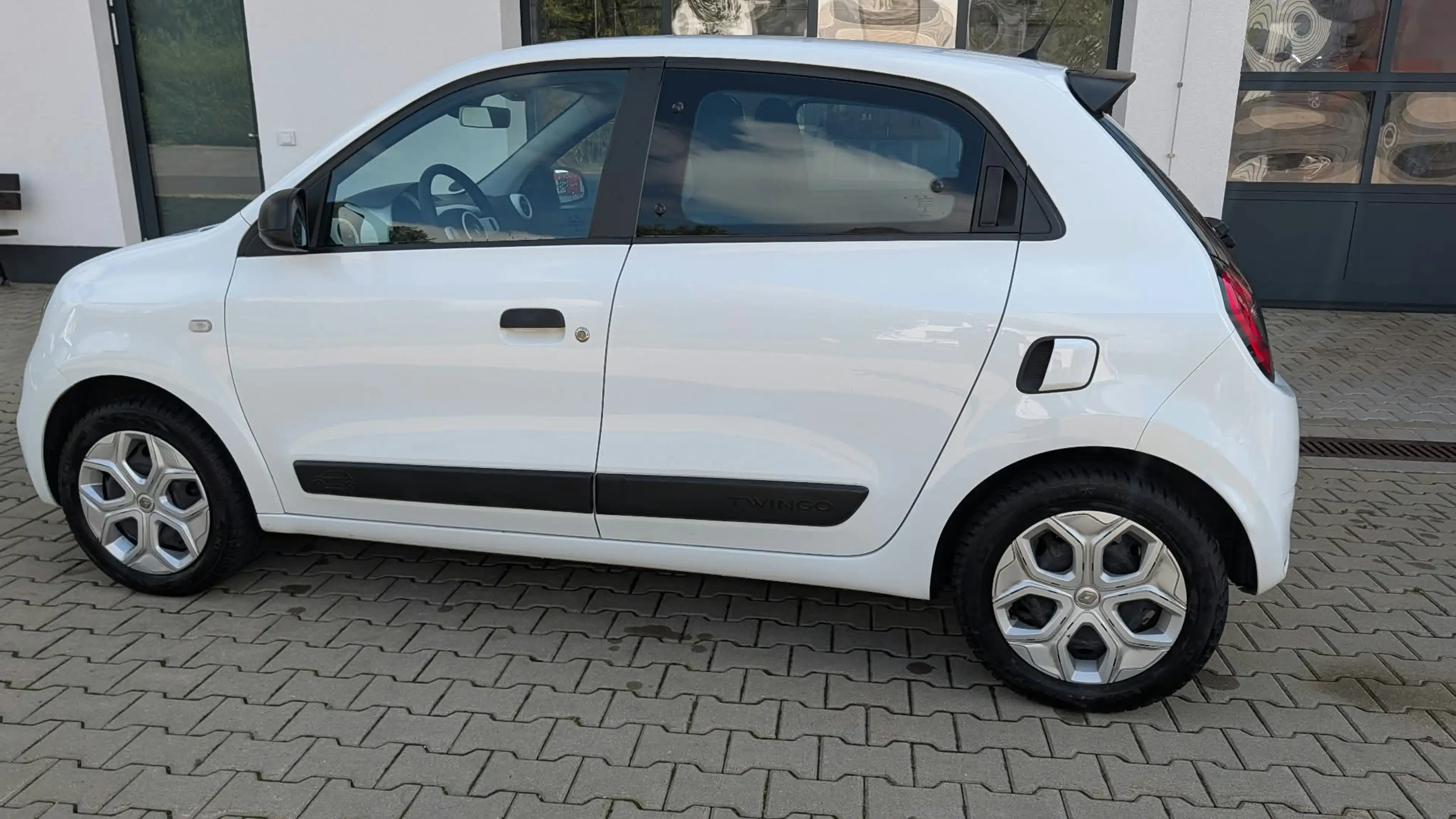 Renault Twingo Life — photo 3