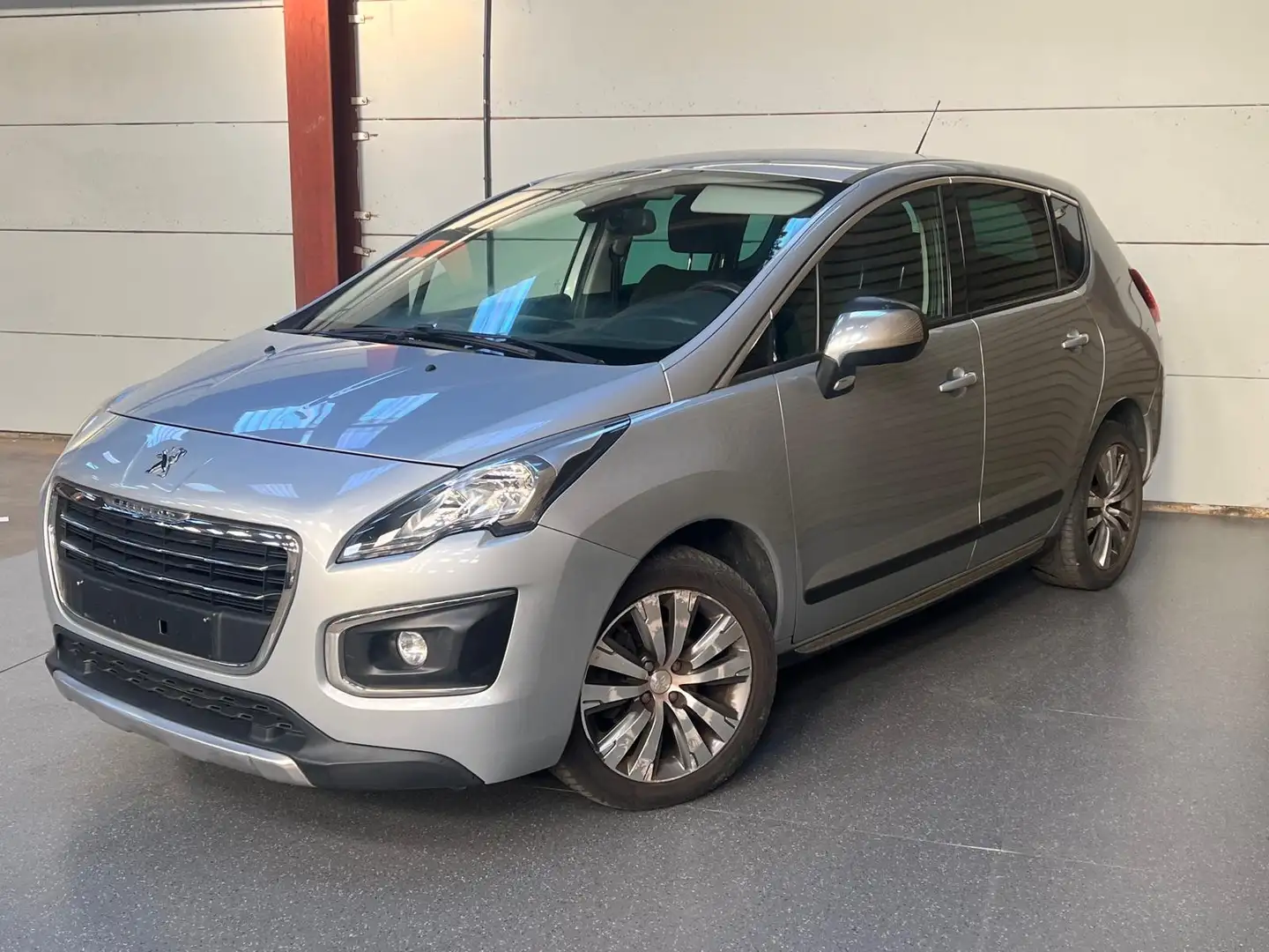 Peugeot 3008 3008 1.6 HDi Access Argent - 2