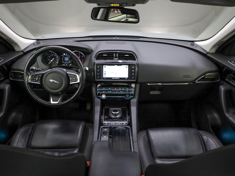 Jaguar F-Pace 2.0 Portfolio AWD 20d | Lederen bekleding — photo 2