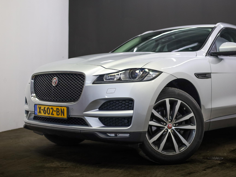 Jaguar F-Pace 2.0 Portfolio AWD 20d | Lederen bekleding — photo 9