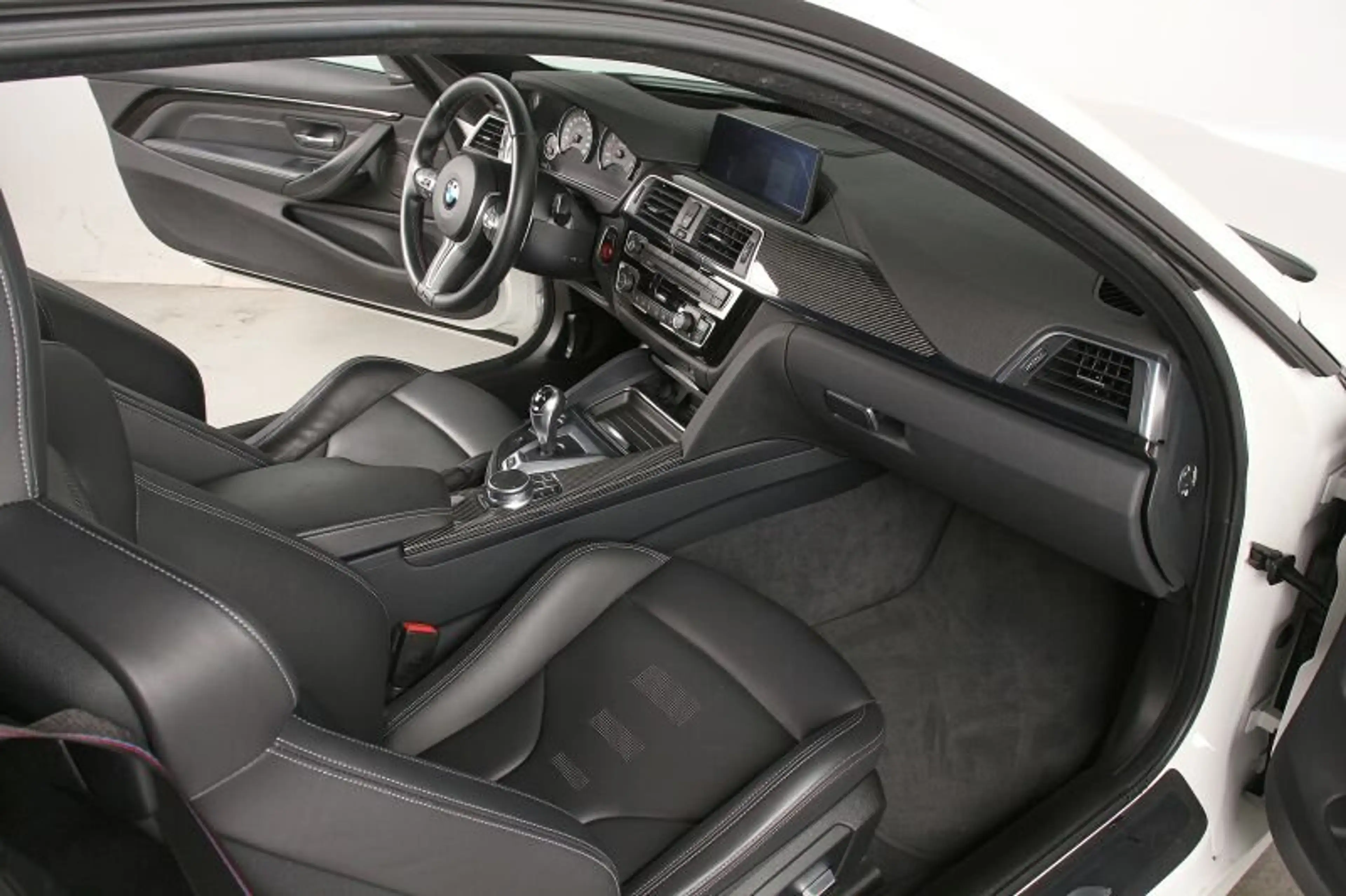 BMW M4 Coupe DKG Competition Pak. V-Max HuD H&K Navi — photo 6