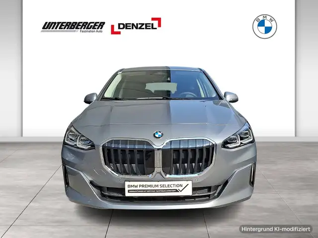 BMW 2 Series view 2